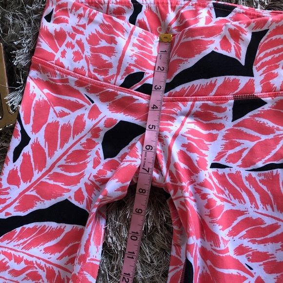 ALO. Palm Springs Guava Airbrush Leggings - Picture 8 of 11